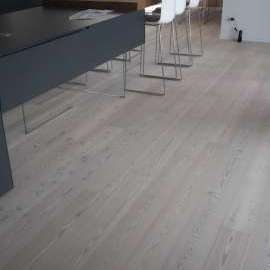 Parquet verniciati larice